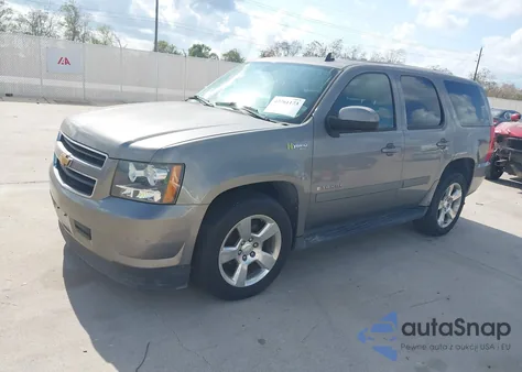 2008 Chevrolet Tahoe Hybrid z USA, uszkodzony, nr VIN 1GNFC13598R210433